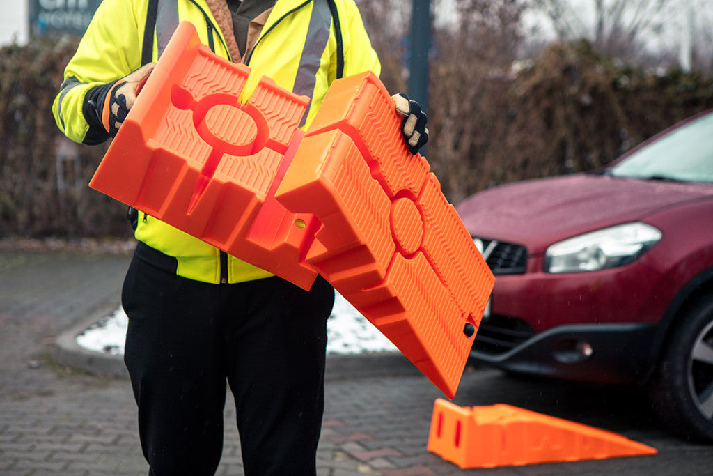 NEO TOOLS Autóemelő rámpa, kompozit műanyag 2db, 3000kg/pár teherbírás 10-478