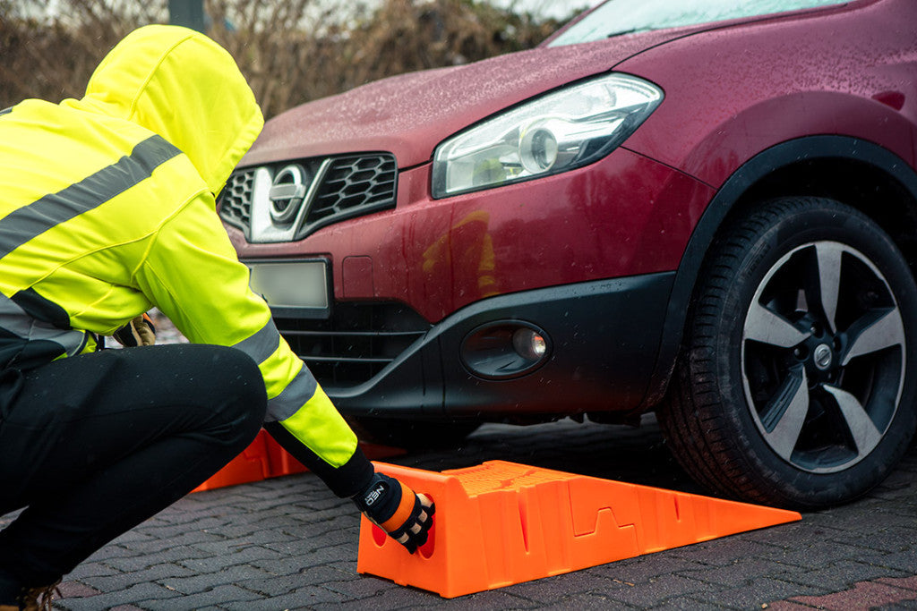 NEO TOOLS Autóemelő rámpa, kompozit műanyag 2db, 3000kg/pár teherbírás 10-478