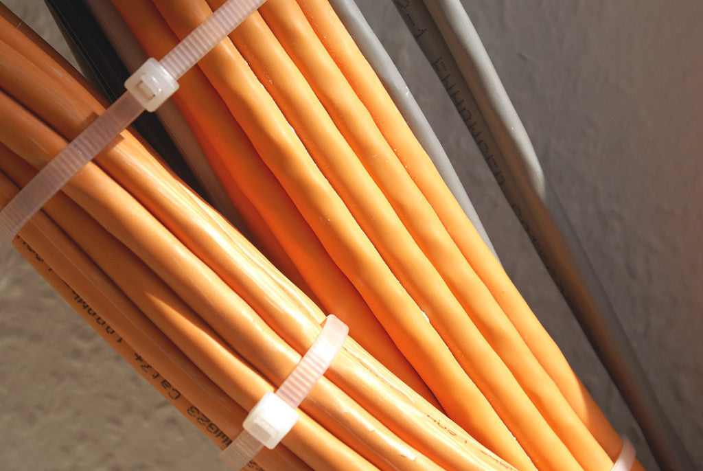 NEO TOOLS Kábelkötegelő, gyorskötöző, EXTREME, UV álló, fehér, 3,6x200mm, 100db/cs 01-654