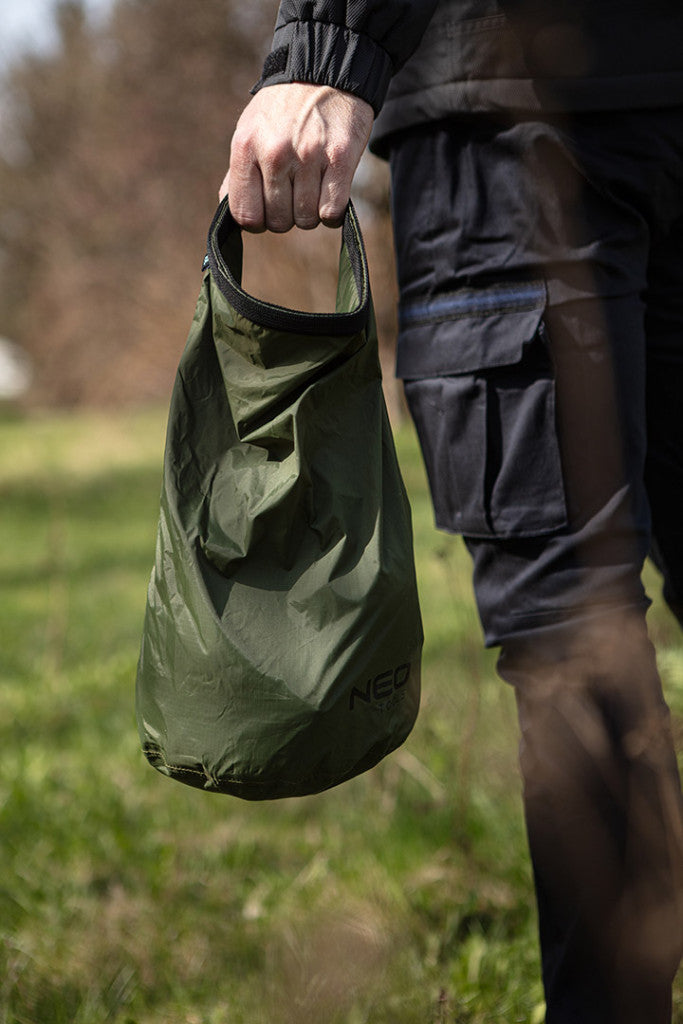 NEO TOOLS Vizálló túrazsák, 5 l 63-169