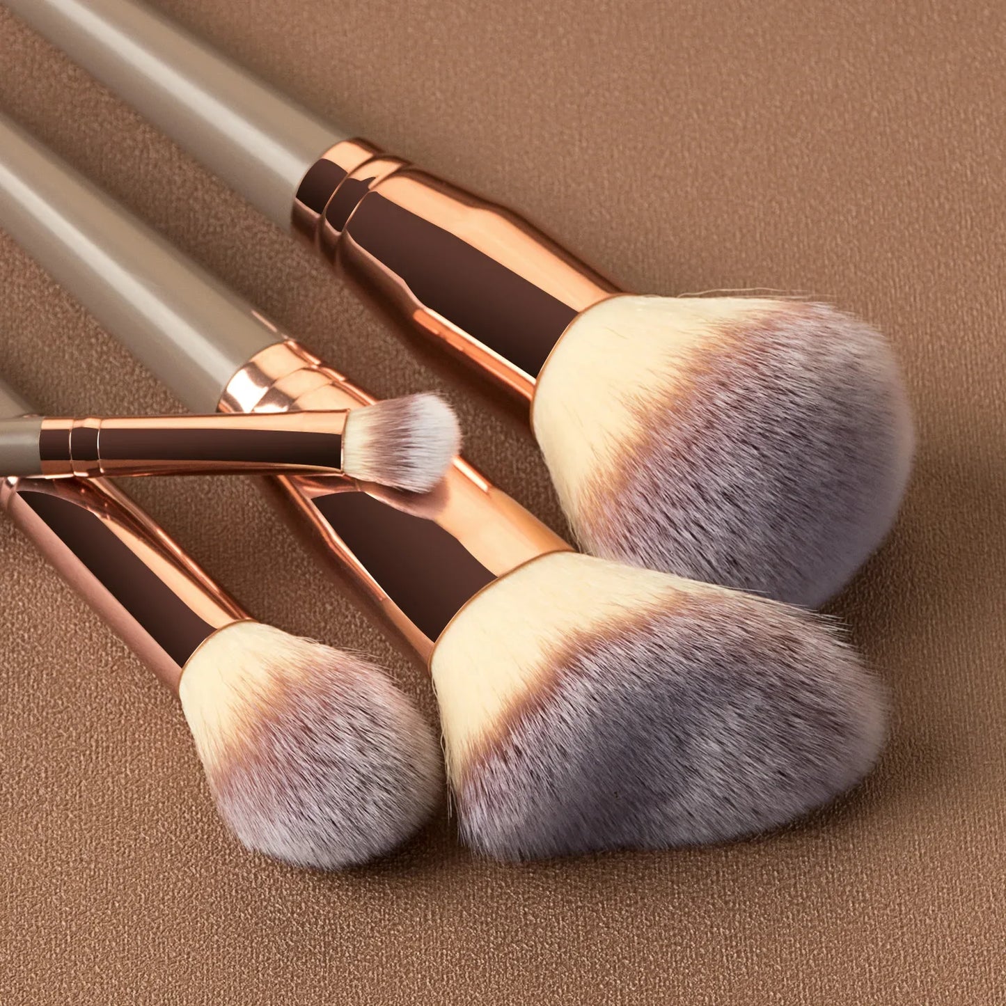 Sminkecset készlet, 15 db-os arc- és szemsminkecset készlet – alapozó púder pirosító ecset, szemhéjfesték szemceruza szemöldök ecset, highlighter ecset