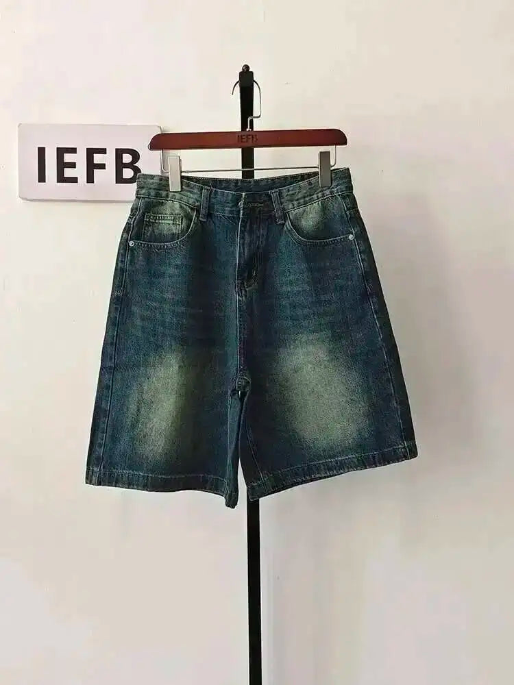 IEFB Nyári Férfi Lezser Farmer Rövidnadrág Laza Közepes Magas Derekú Divat Térdhosszúságú Farmer Rövid Nadrág Vintage Férfi Új Koreai