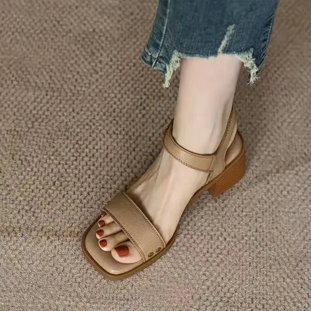 Női szandálok Szexi magas sarkú cipők nőknek Elegáns vastag cipők Új pumpák Party flip-flopok Ruha Retro Mujer De Zapatos