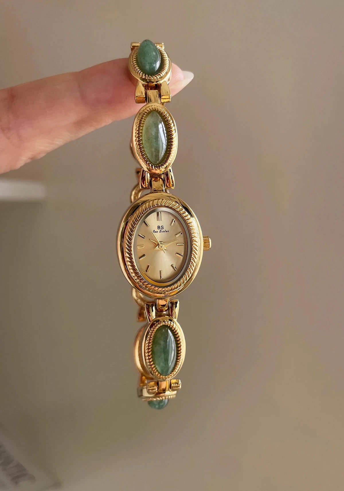 Luxus órák nőknek, elegáns, zöld ékszerek, jade kvarc karkötő, ajándék nőknek, divatos női ruhaóra