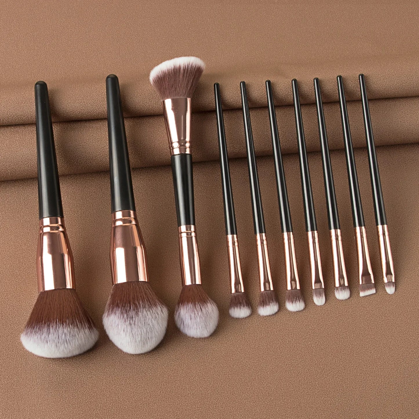 Sminkecset készlet, 15 db-os arc- és szemsminkecset készlet – alapozó púder pirosító ecset, szemhéjfesték szemceruza szemöldök ecset, highlighter ecset