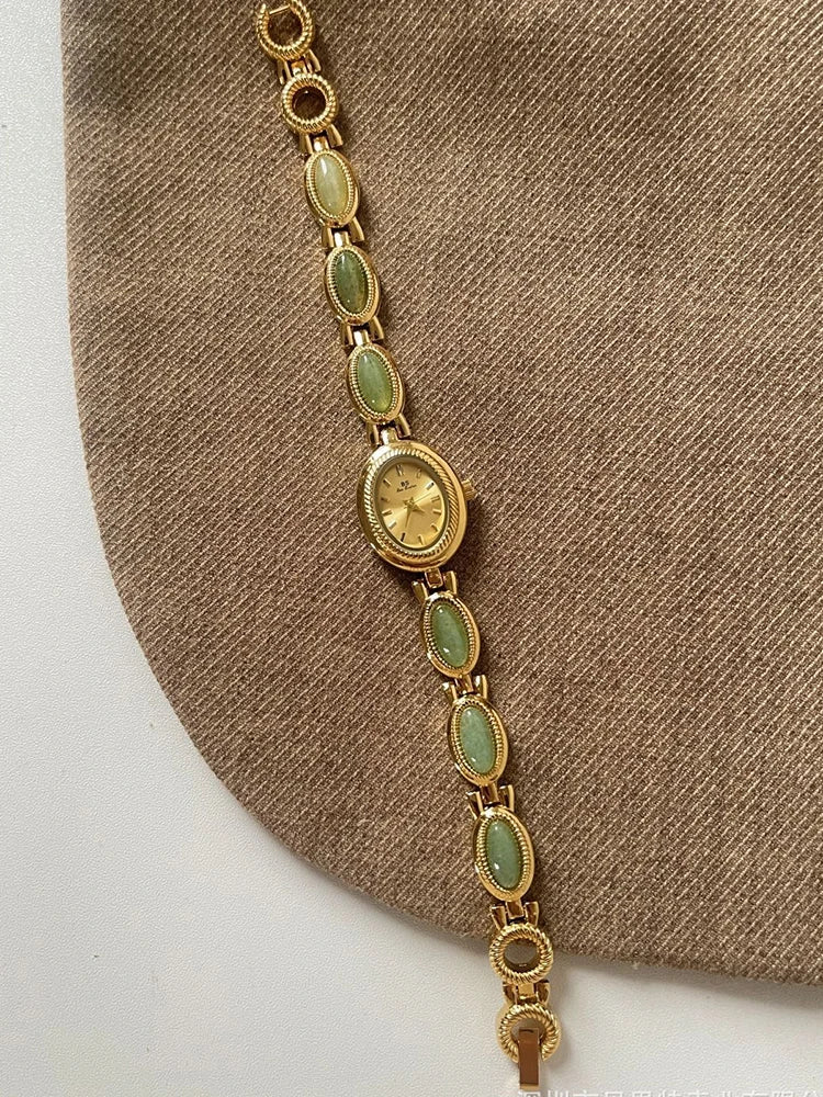 Luxus órák nőknek, elegáns, zöld ékszerek, jade kvarc karkötő, ajándék nőknek, divatos női ruhaóra