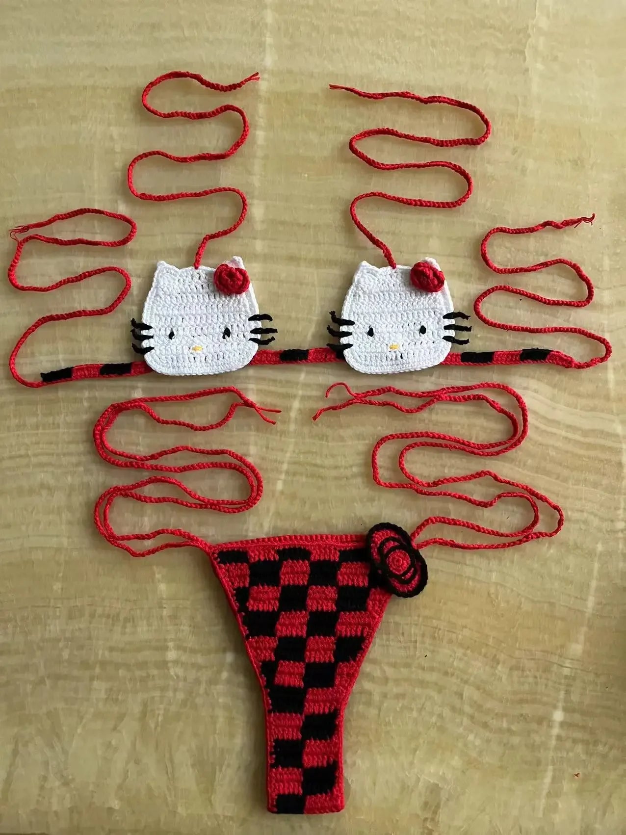 Sanrio horgolt bikini szett aranyos lányoknak fürdőruhák Hello Kitty szexi fürdőruha mikro kötésű bikinik strandruha női fürdőruha