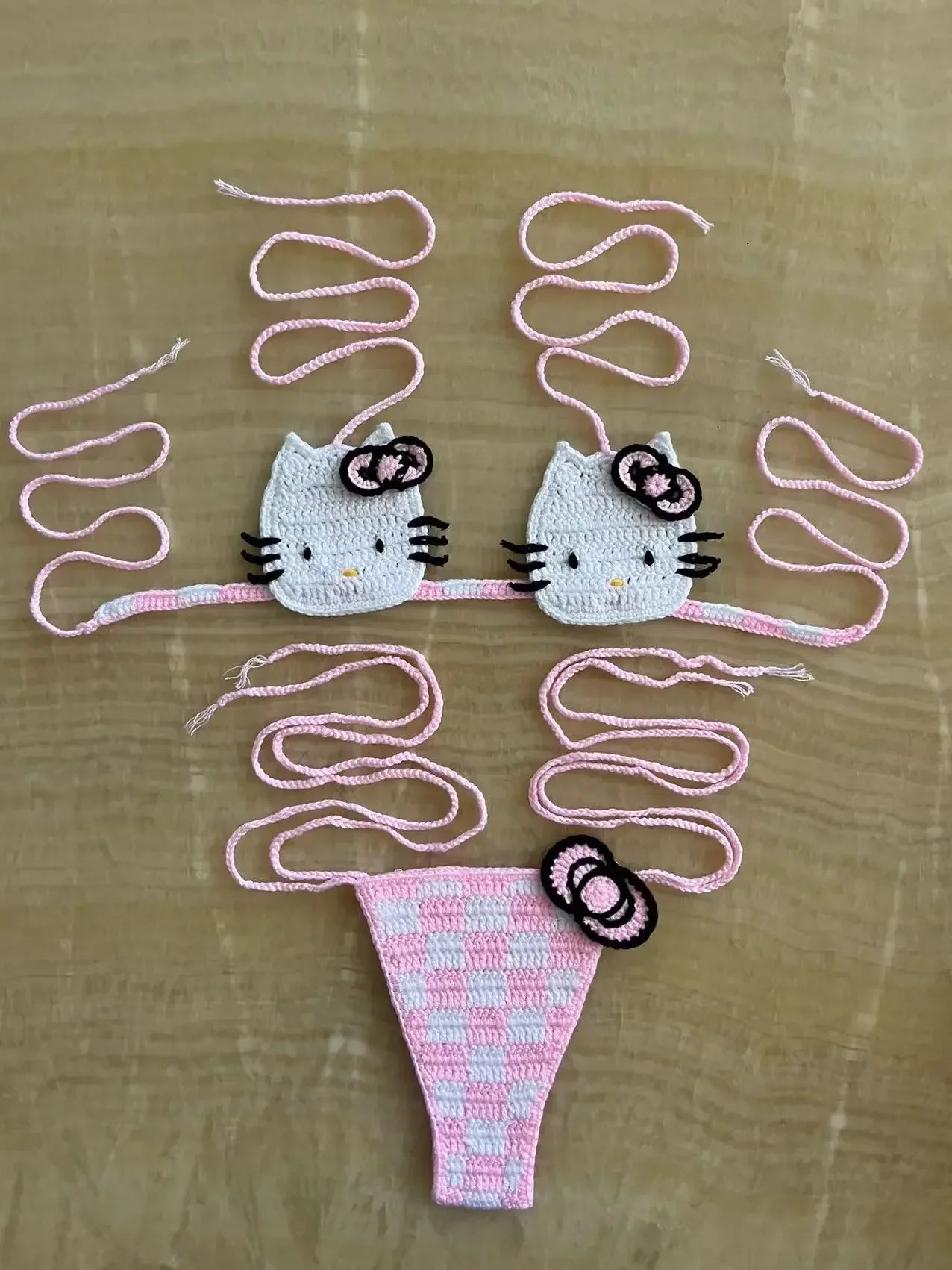 Sanrio horgolt bikini szett aranyos lányoknak fürdőruhák Hello Kitty szexi fürdőruha mikro kötésű bikinik strandruha női fürdőruha