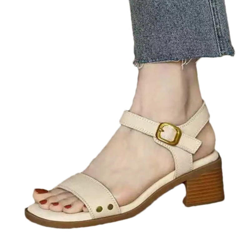 Női szandálok Szexi magas sarkú cipők nőknek Elegáns vastag cipők Új pumpák Party flip-flopok Ruha Retro Mujer De Zapatos