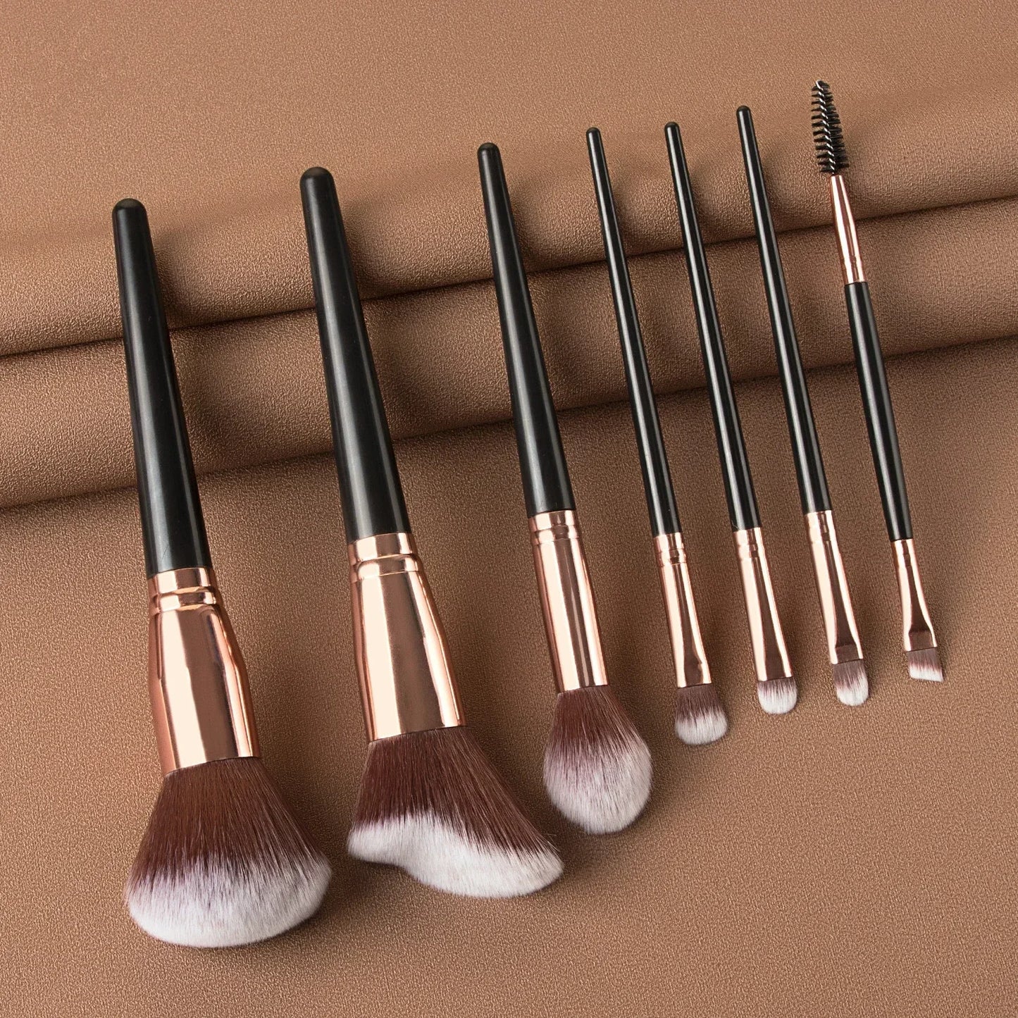 Sminkecset készlet, 15 db-os arc- és szemsminkecset készlet – alapozó púder pirosító ecset, szemhéjfesték szemceruza szemöldök ecset, highlighter ecset