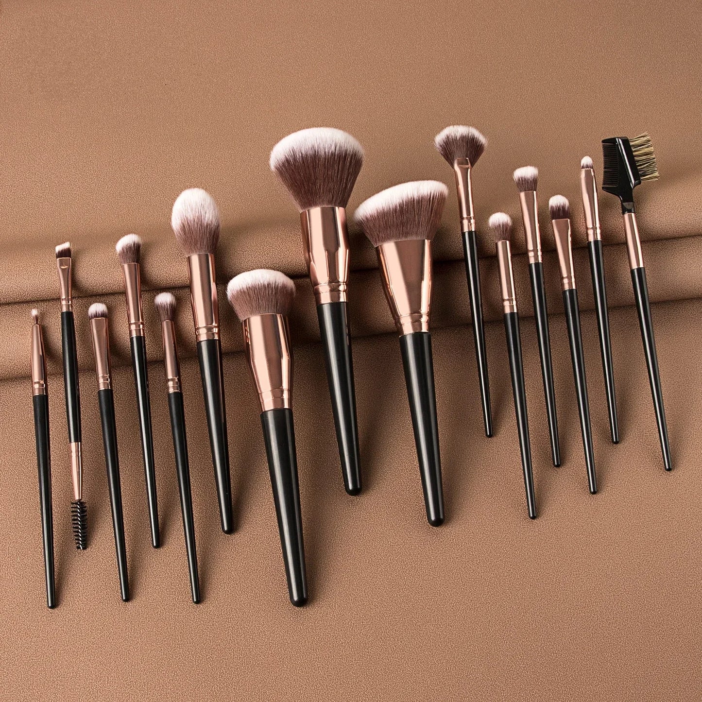 Sminkecset készlet, 15 db-os arc- és szemsminkecset készlet – alapozó púder pirosító ecset, szemhéjfesték szemceruza szemöldök ecset, highlighter ecset