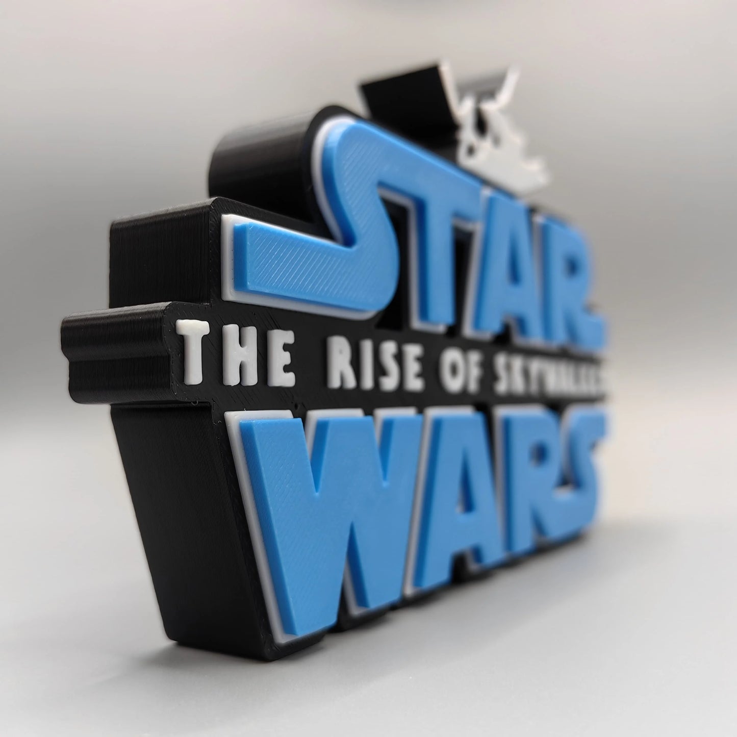 ÚJ Stock 3D nyomtatású Star Wars filmsorozat Star Wars logó sztereoszkopikus betűtípus álló tábla névtábla modell játékok gyűjtemény ajándék