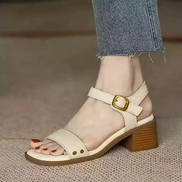 Női szandálok Szexi magas sarkú cipők nőknek Elegáns vastag cipők Új pumpák Party flip-flopok Ruha Retro Mujer De Zapatos