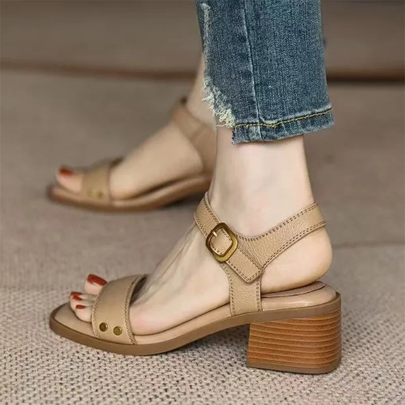 Női szandálok Szexi magas sarkú cipők nőknek Elegáns vastag cipők Új pumpák Party flip-flopok Ruha Retro Mujer De Zapatos