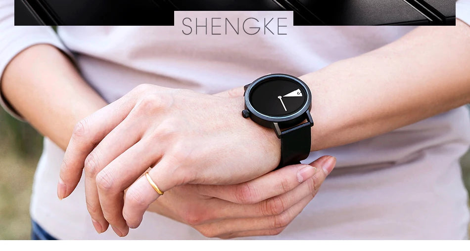 2026 új női karóra kreatív karóra női karóra forgatható sárga bőrszíjas karórák óra montre femme reloj mujer