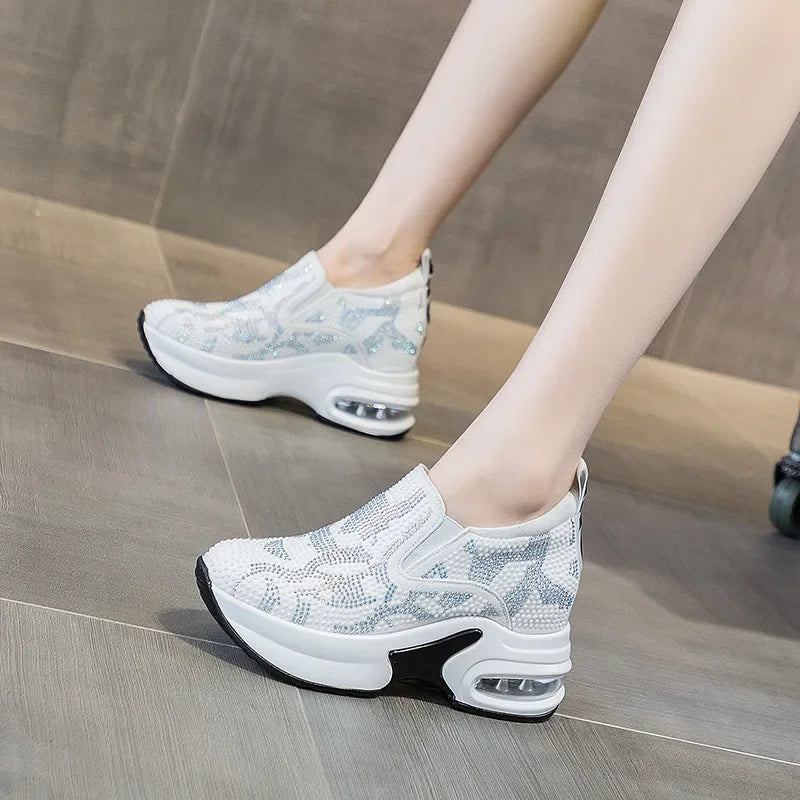 2023 Női Cipők Ősz Új Hétköznapi Kis Fehér Cipők Strasszos Platform Sport Légpárnás Cipő Plus Size Zapatos De Mujer