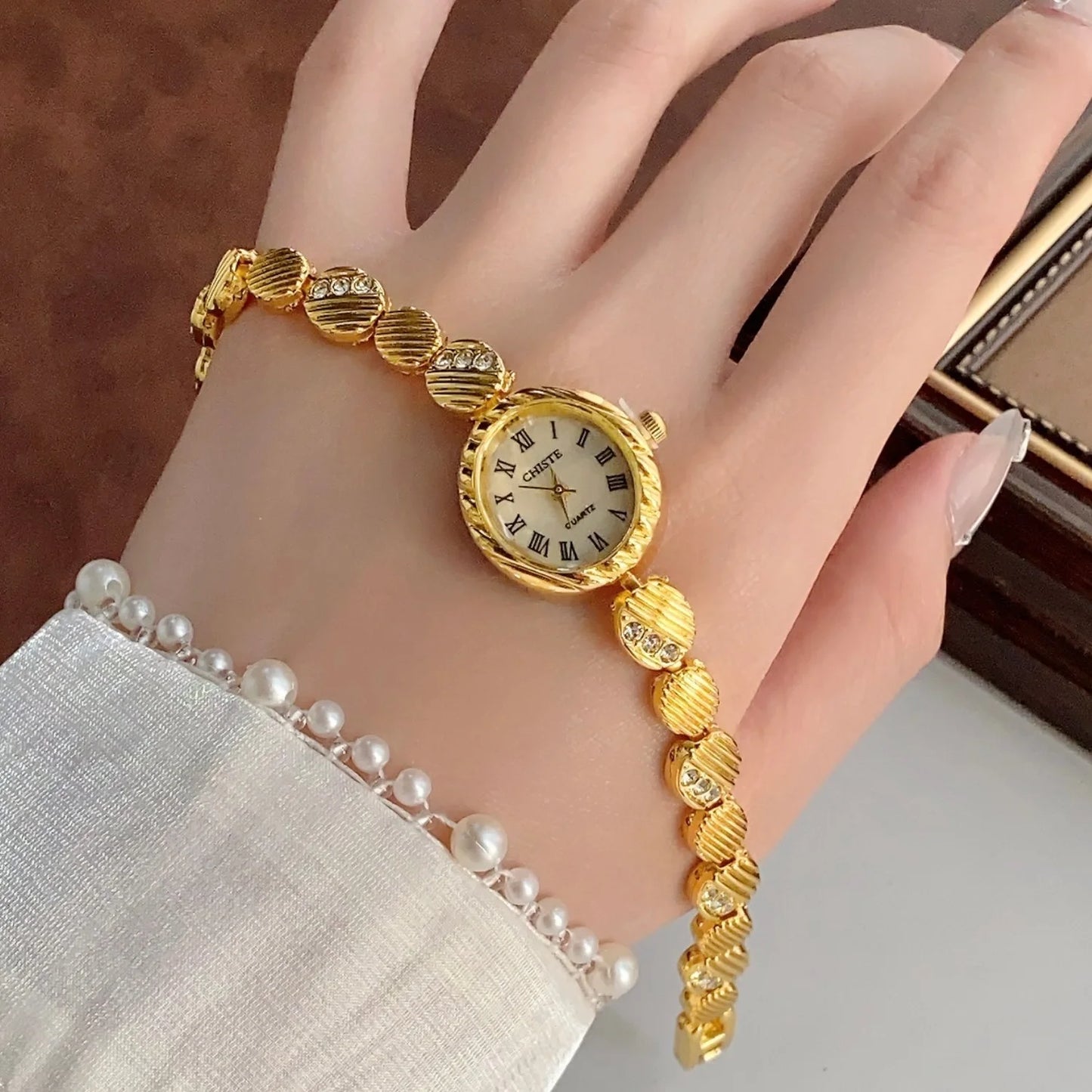 Női karórák Top márkájú luxus karórák női divatos arany karkötős óra női elegáns óra női montre femme