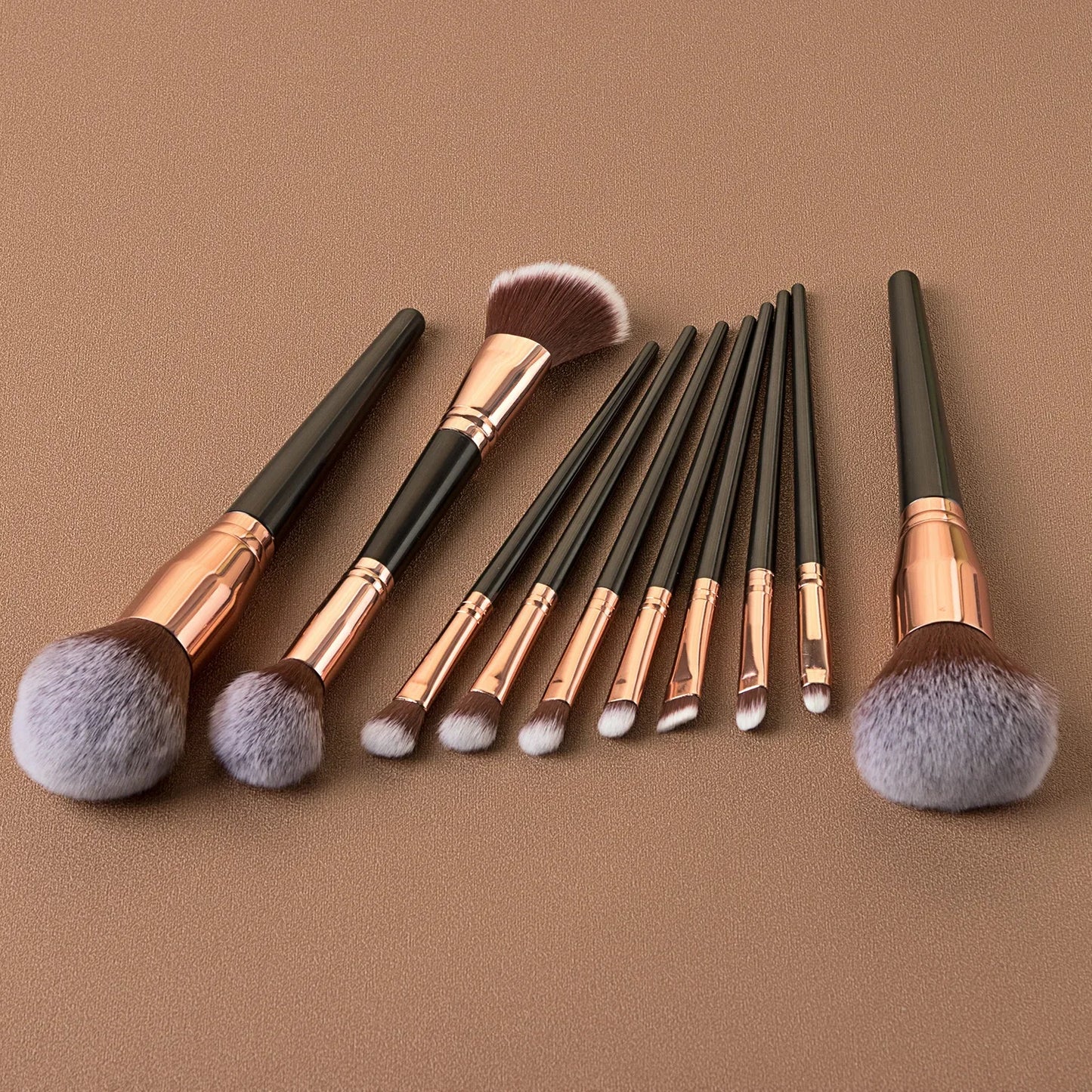 Sminkecset készlet, 15 db-os arc- és szemsminkecset készlet – alapozó púder pirosító ecset, szemhéjfesték szemceruza szemöldök ecset, highlighter ecset