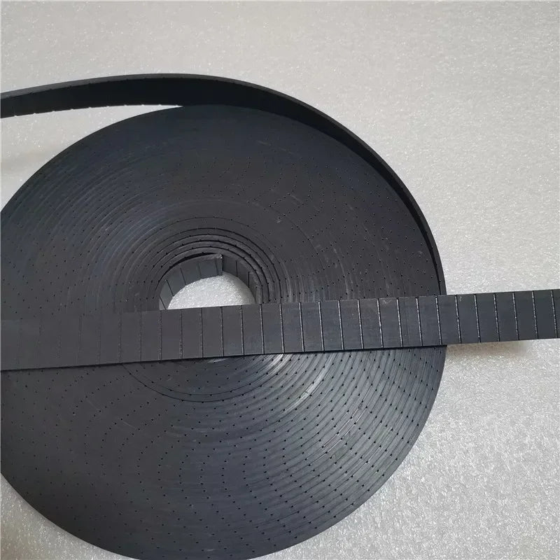 TPU beépített acélhuzal lapos övek fitneszeszközökhöz, vastagság 2 mm, szélesség 20/25/30/40 mm, lábhajtású gépmeghajtó tartozékok