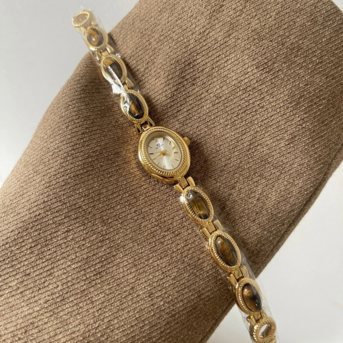 Luxus órák nőknek, elegáns, zöld ékszerek, jade kvarc karkötő, ajándék nőknek, divatos női ruhaóra