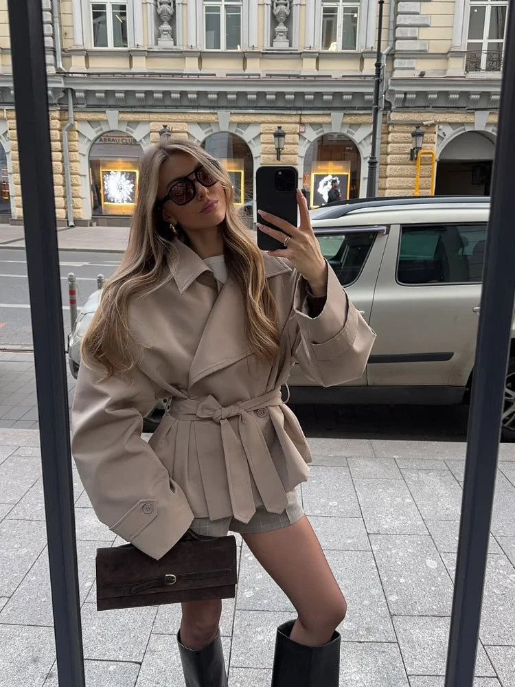 Női hajtókás V-nyakú ballonkabát, hosszú ujjú, karcsúsított szabású, övvel, ingázós, egyszínű szélálló 2026 új, női tavaszi ruházat