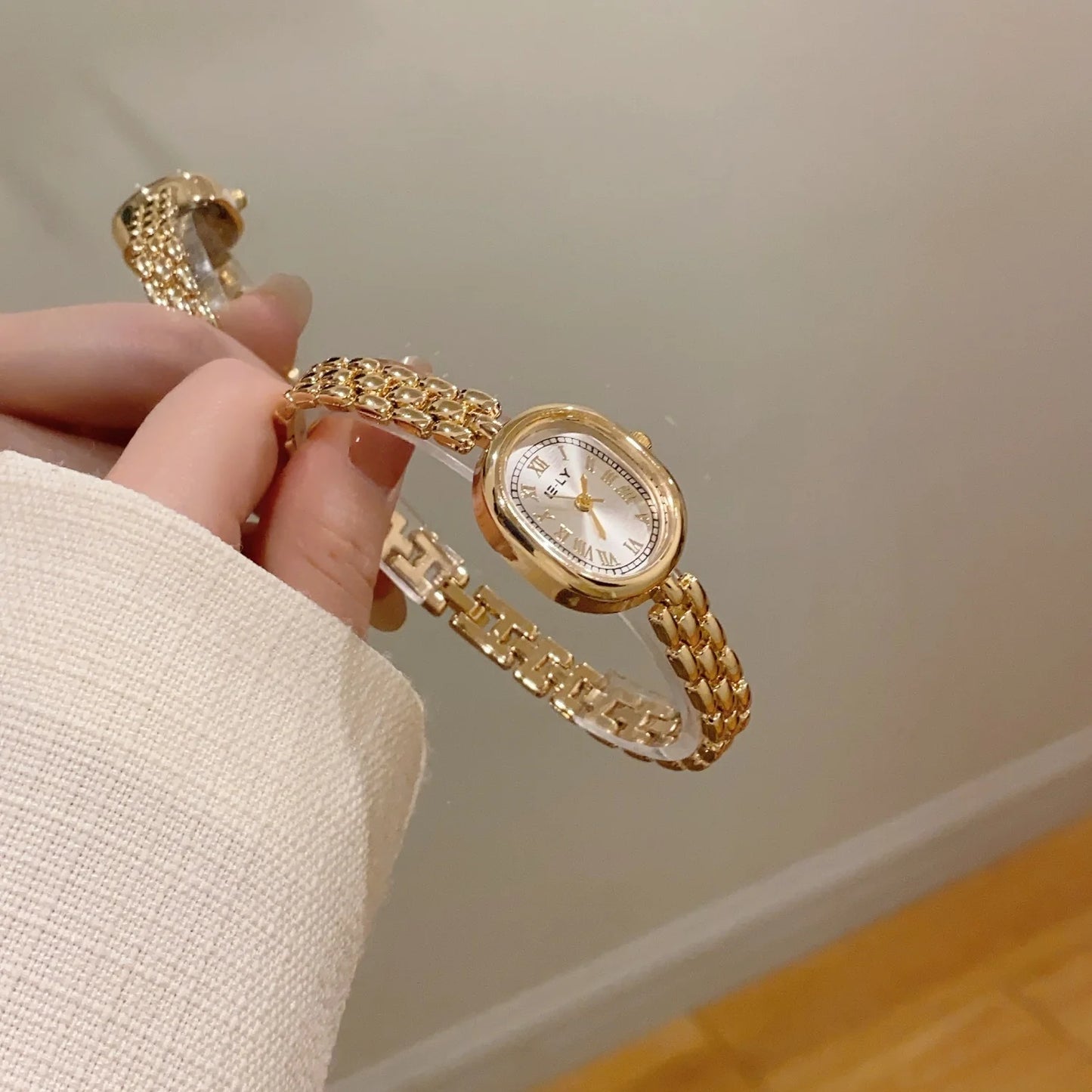 Női karórák Top márkájú luxus karórák női divatos arany karkötős óra női elegáns óra női montre femme