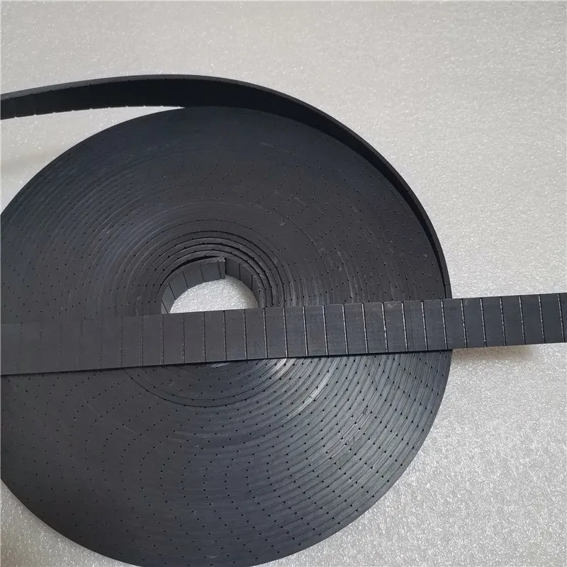 TPU beépített acélhuzal lapos övek fitneszeszközökhöz, vastagság 2 mm, szélesség 20/25/30/40 mm, lábhajtású gépmeghajtó tartozékok