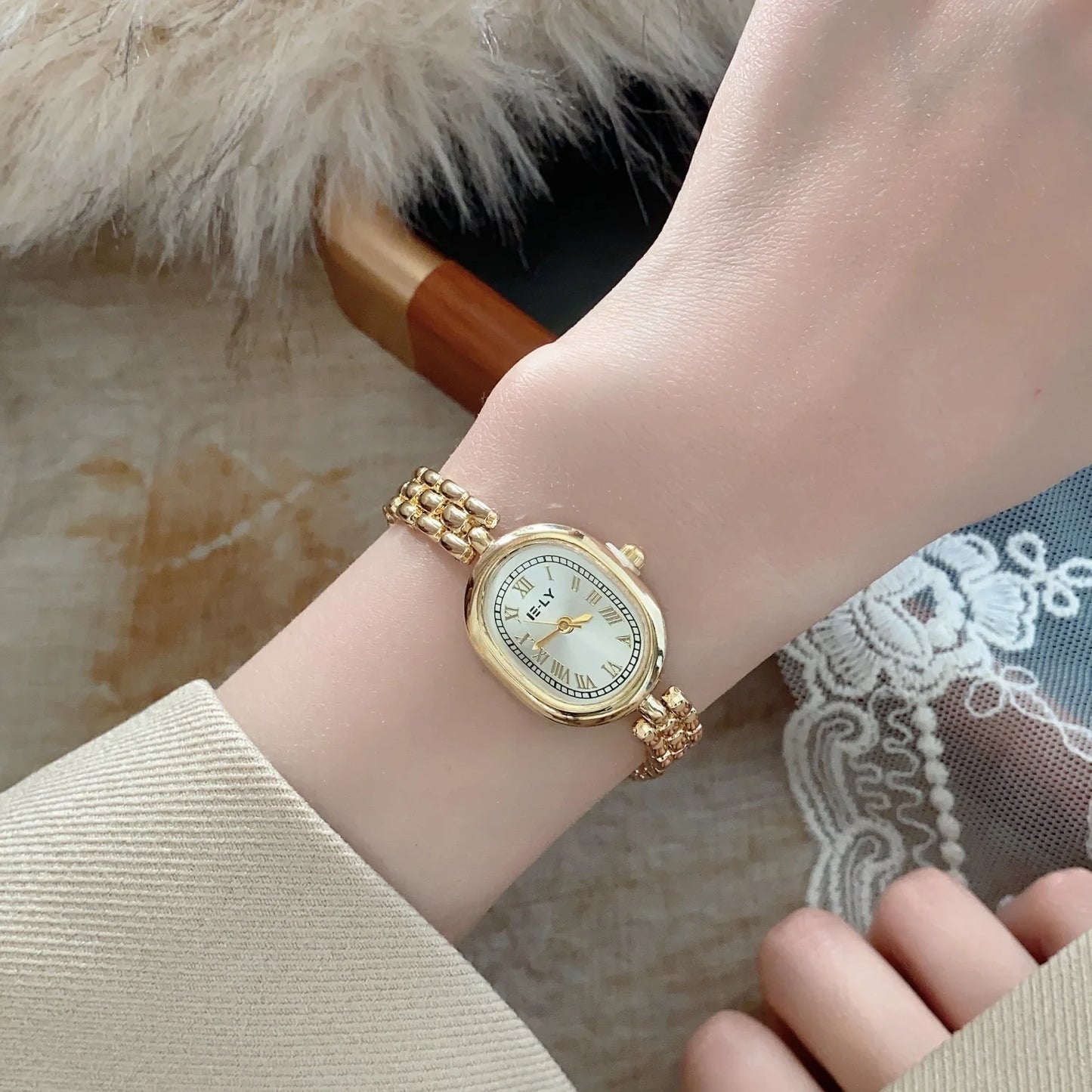 Női karórák Top márkájú luxus karórák női divatos arany karkötős óra női elegáns óra női montre femme