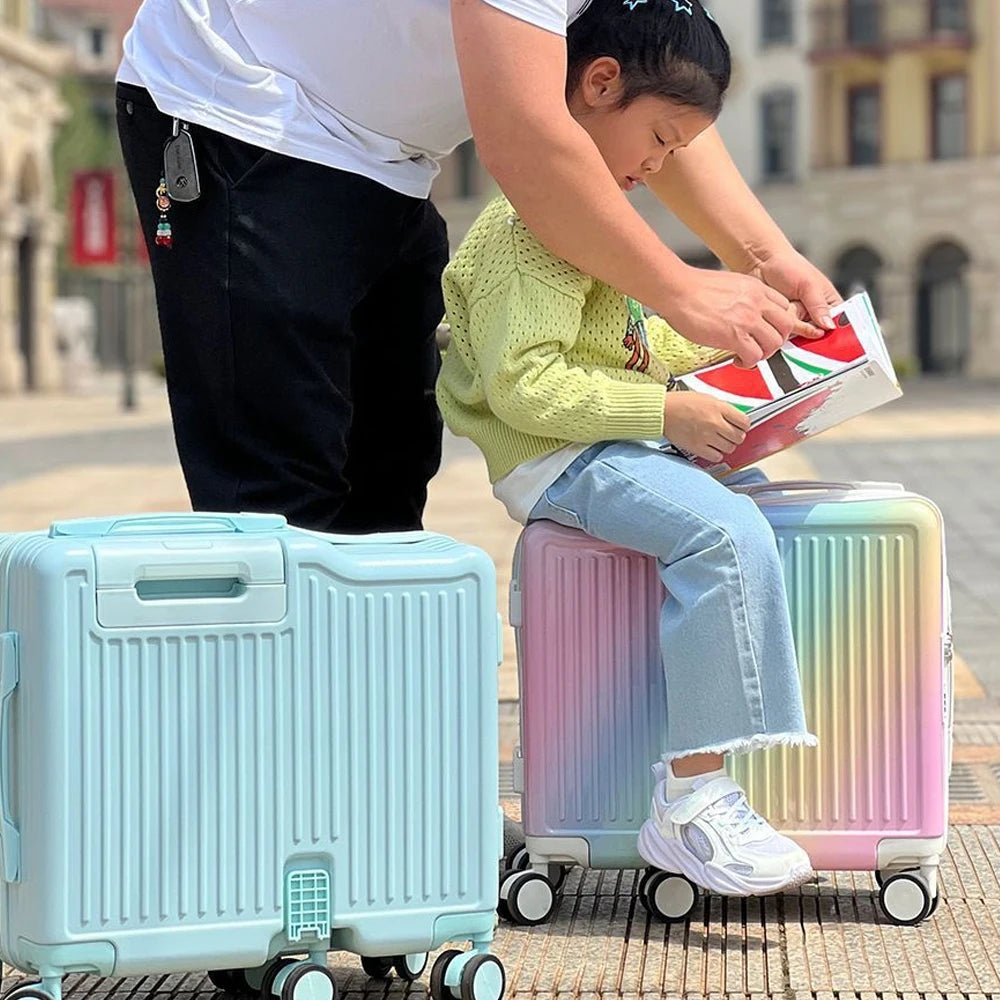 18"-os kézipoggyász, hordozható beszállópoggyász, 6 kerekű, cipzáras zárral ellátott poggyász, leülhet a gyerekeknek szánt poggyászba