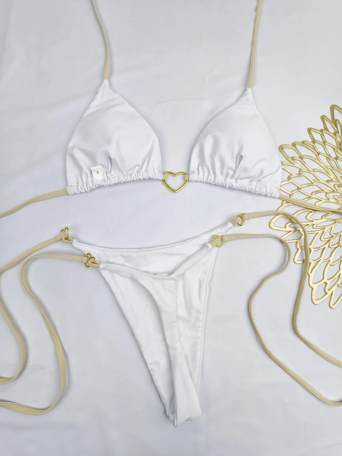 Új, egyszínű, fehér bikini női öltöny, alacsony derekú, fűzős, divatos, kétrészes fürdőruha szett