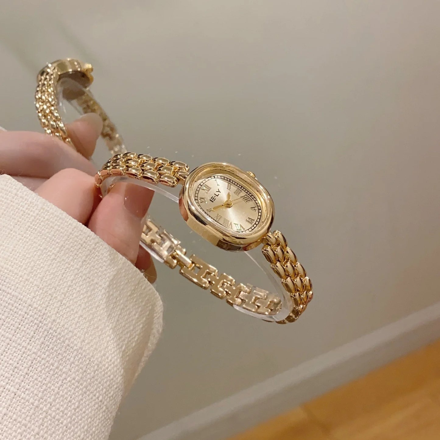Női karórák Top márkájú luxus karórák női divatos arany karkötős óra női elegáns óra női montre femme