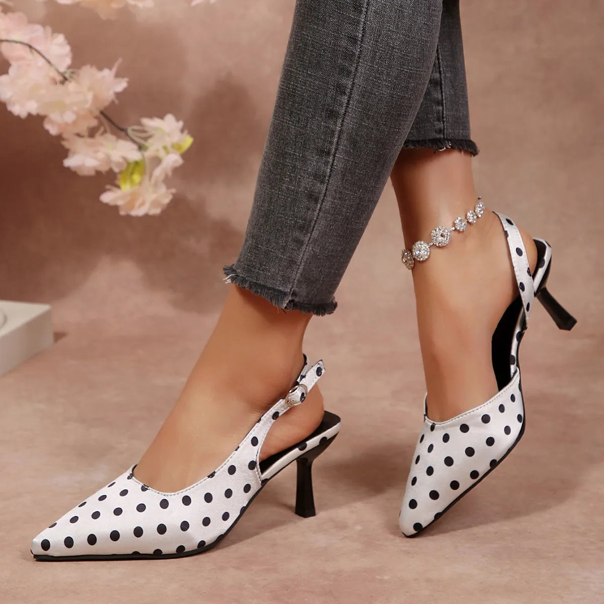Női cipők, designer sarkú szandálok, elegáns ruha, divatos sarkú cipők, 2026 tavasz, új, sekély szárú ruha, mujer zapatos