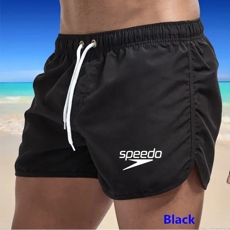 Szexi férfi fürdőruha strand úszónadrág szörfdeszkához