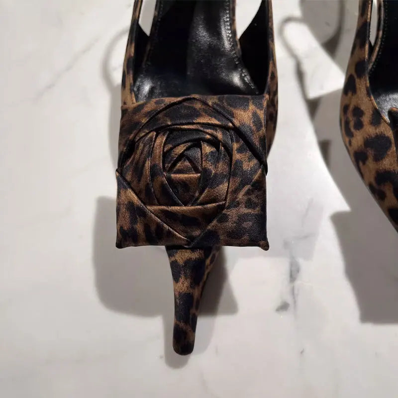 Női szandálok, cipők, méret 34-43, új, divatos, hegyes sarkú, 5,5 cm, nyári női cipők, szandálok, mujer
