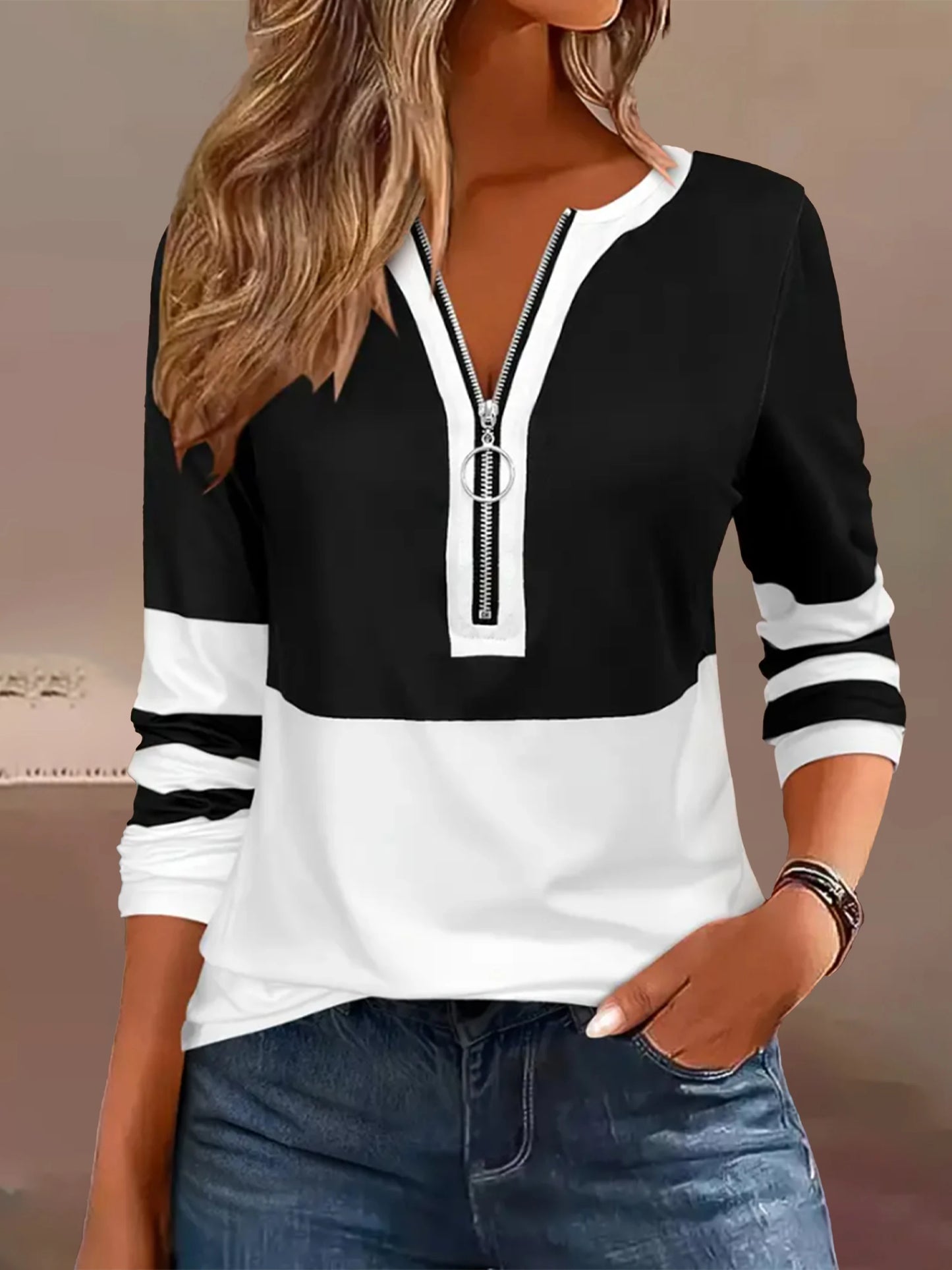 Plus Size Hosszú Ujjú Póló Geometrikus Csíkokkal és Színblokkos Gyűrűs Cipzár Részletekkel - Őszi Divat