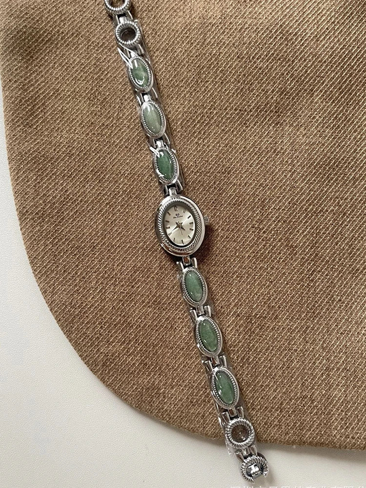 Luxus órák nőknek, elegáns, zöld ékszerek, jade kvarc karkötő, ajándék nőknek, divatos női ruhaóra