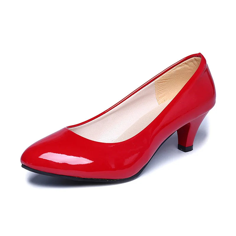 Új Női Cipők Magassarkúban Elegáns Közepes Magassarkú Hegyes Lábujjú Divat Magassarkú Női Irodai Fekete Fehér Piros