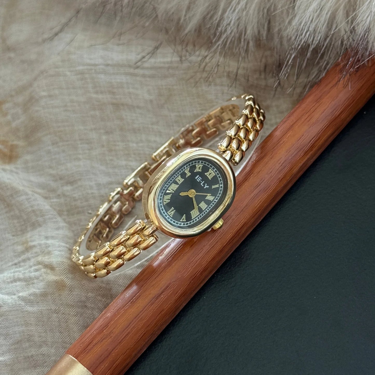Női karórák Top márkájú luxus karórák női divatos arany karkötős óra női elegáns óra női montre femme