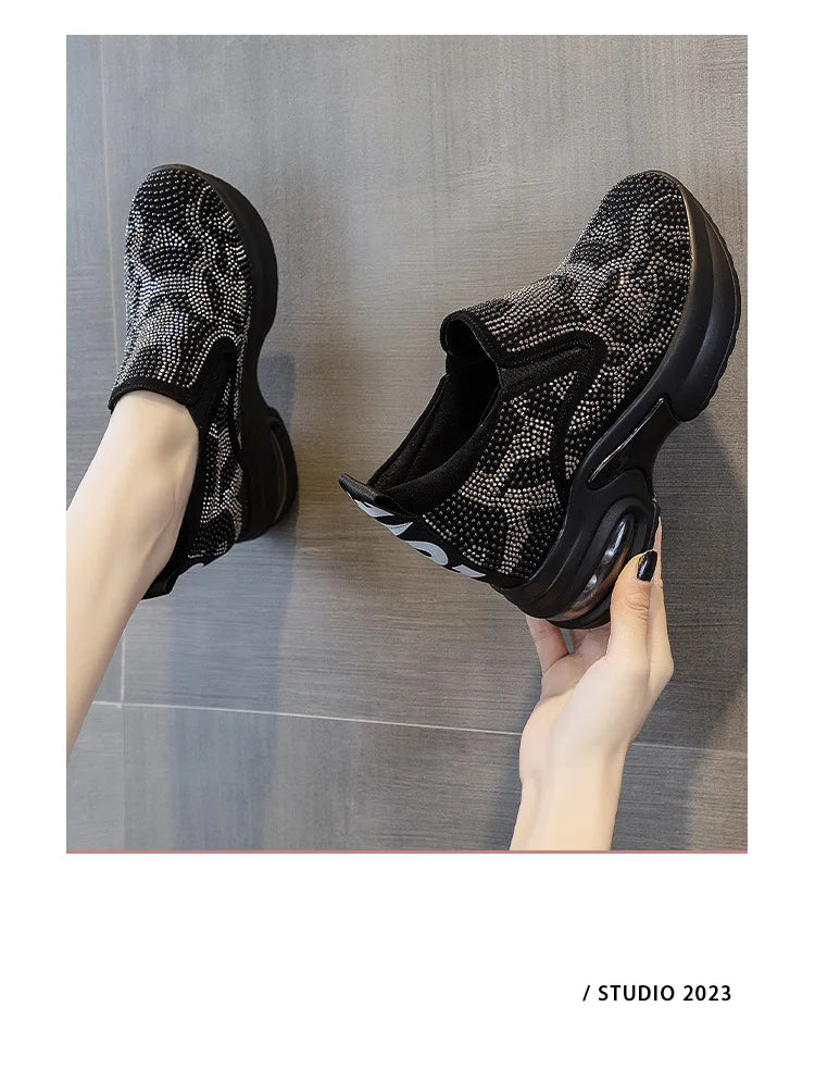 2023 Női Cipők Ősz Új Hétköznapi Kis Fehér Cipők Strasszos Platform Sport Légpárnás Cipő Plus Size Zapatos De Mujer