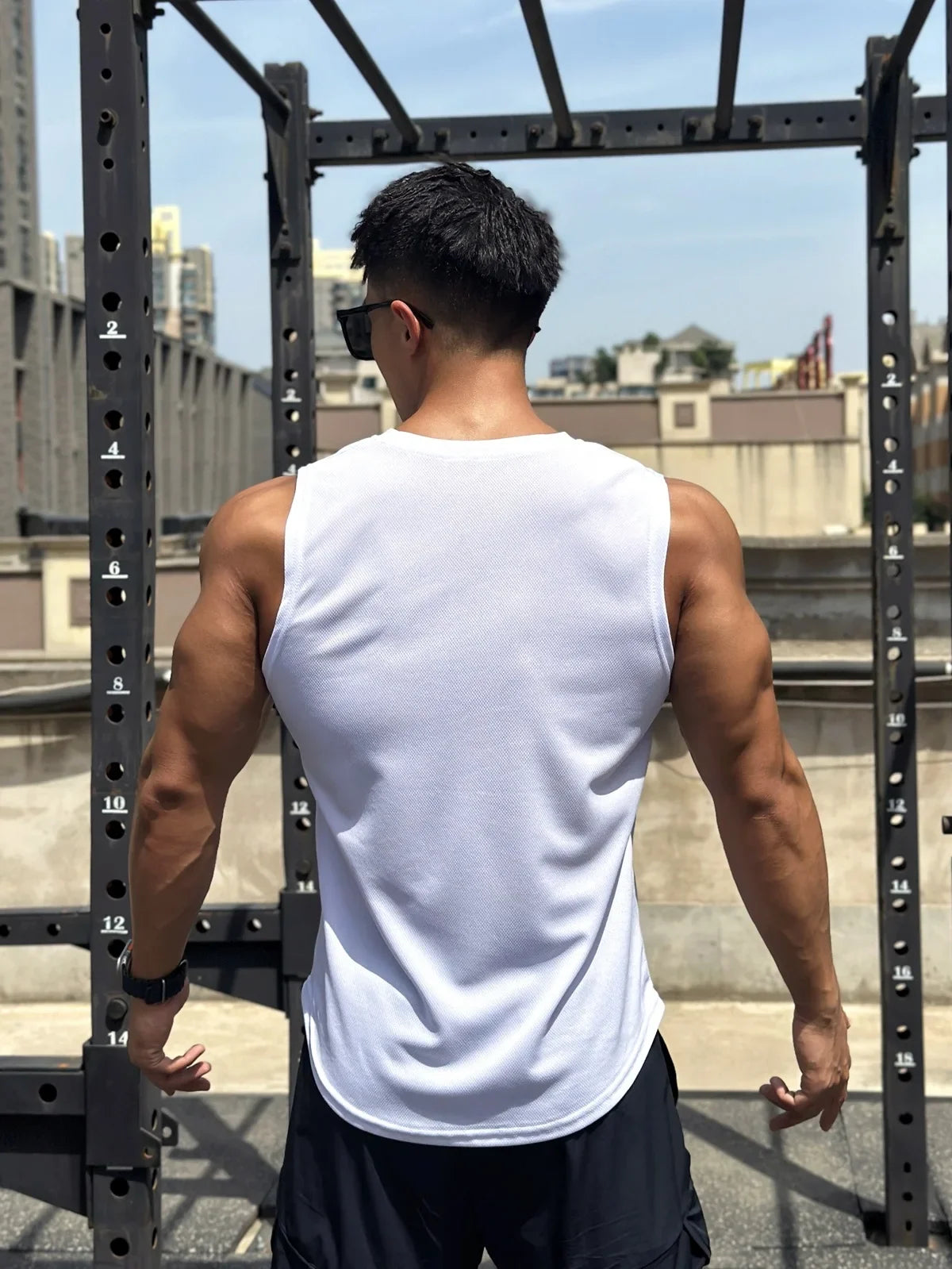 2025 Nyári Új Trend Férfi Tank Top Hálós  Sport Fitness  Ujjatlan Gyorsan Száraz