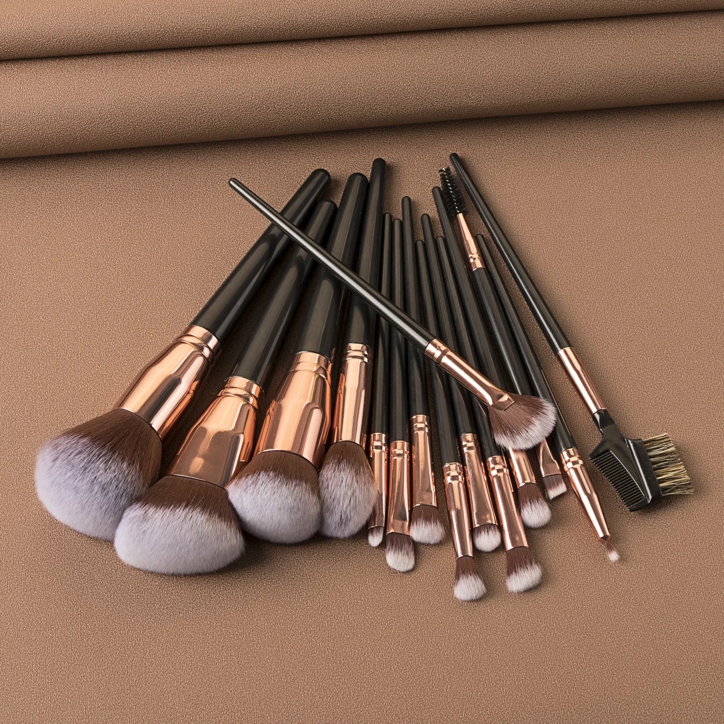 Sminkecset készlet, 15 db-os arc- és szemsminkecset készlet – alapozó púder pirosító ecset, szemhéjfesték szemceruza szemöldök ecset, highlighter ecset