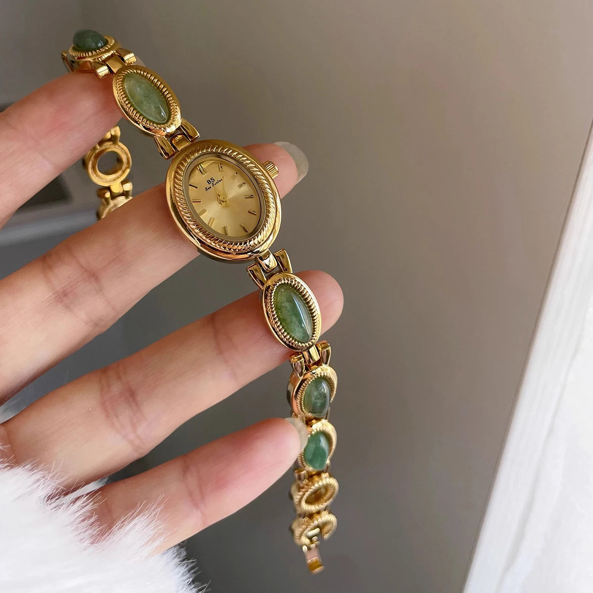 Luxus órák nőknek, elegáns, zöld ékszerek, jade kvarc karkötő, ajándék nőknek, divatos női ruhaóra