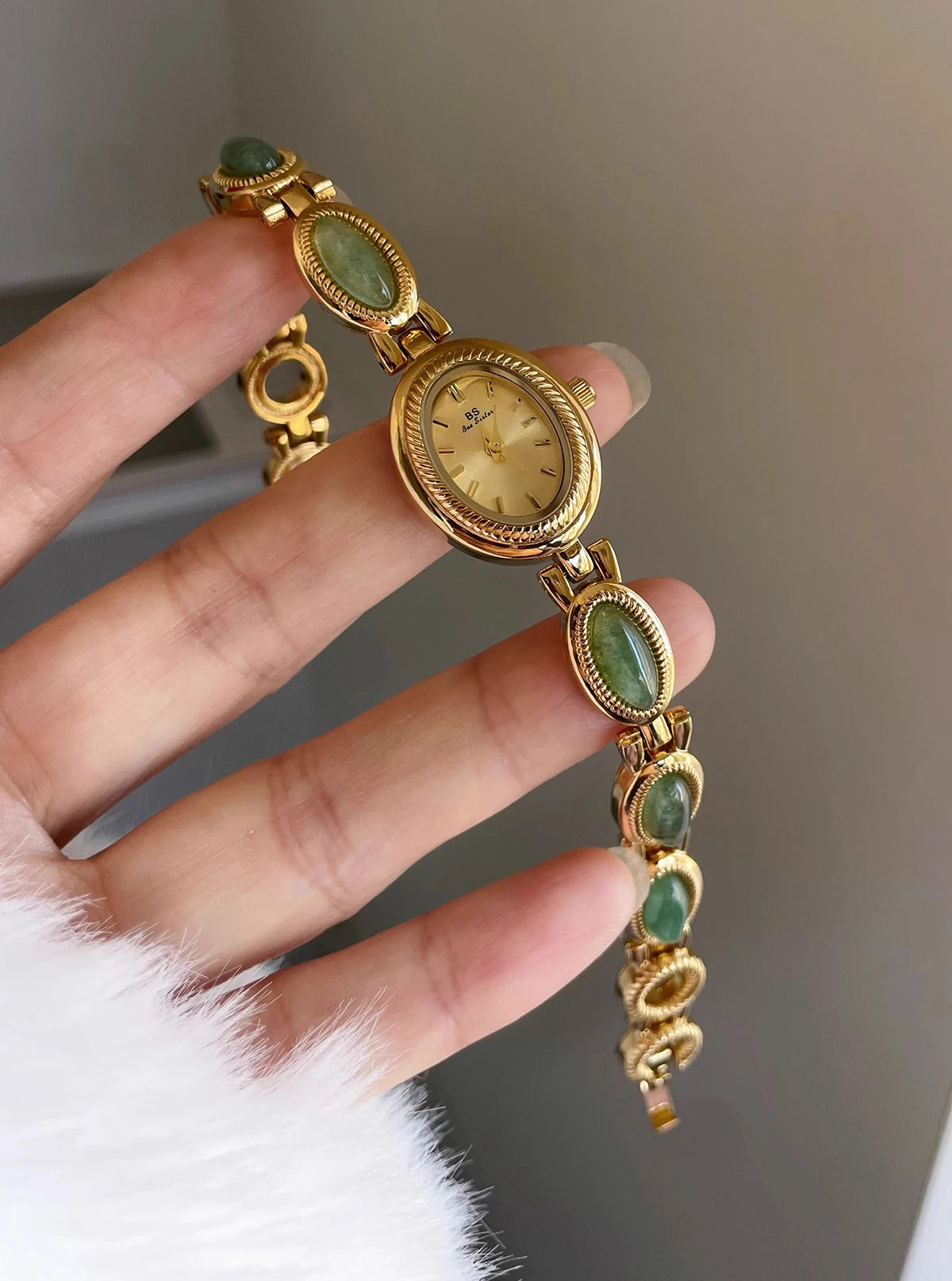 Luxus órák nőknek, elegáns, zöld ékszerek, jade kvarc karkötő, ajándék nőknek, divatos női ruhaóra