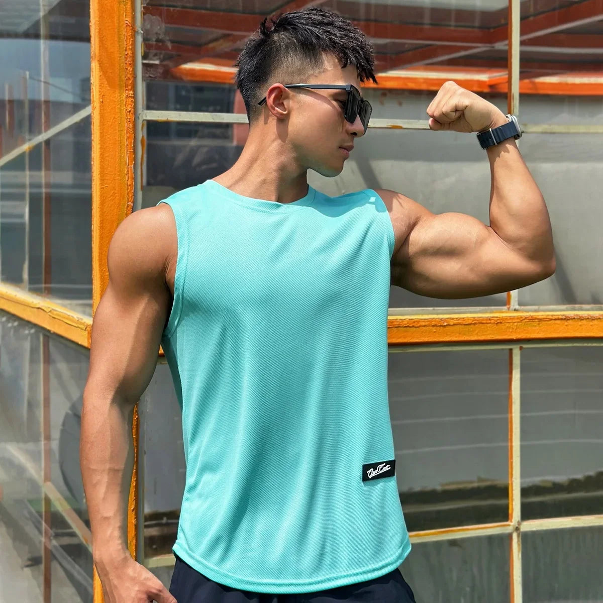 2025 Nyári Új Trend Férfi Tank Top Hálós  Sport Fitness  Ujjatlan Gyorsan Száraz