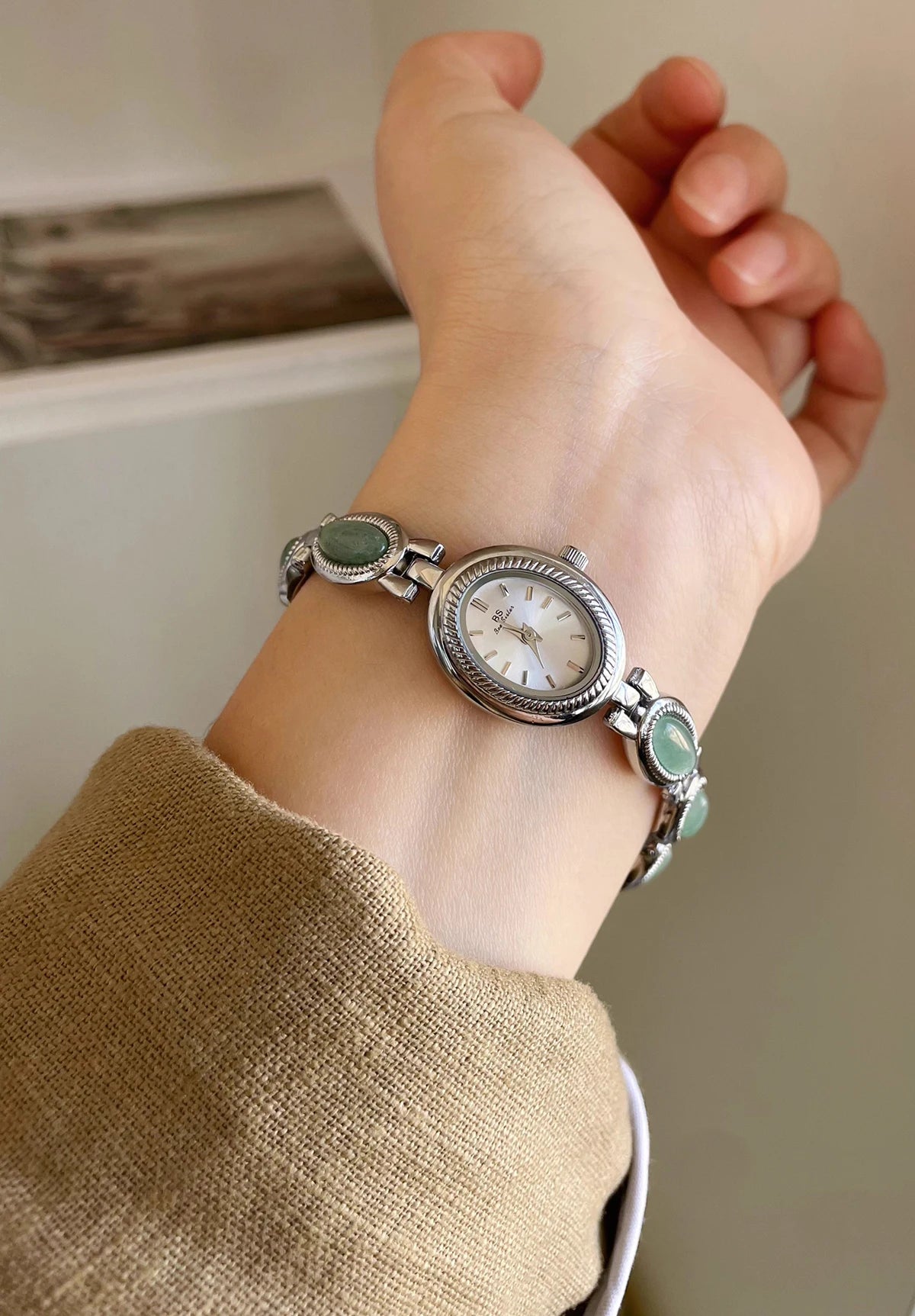 Luxus órák nőknek, elegáns, zöld ékszerek, jade kvarc karkötő, ajándék nőknek, divatos női ruhaóra