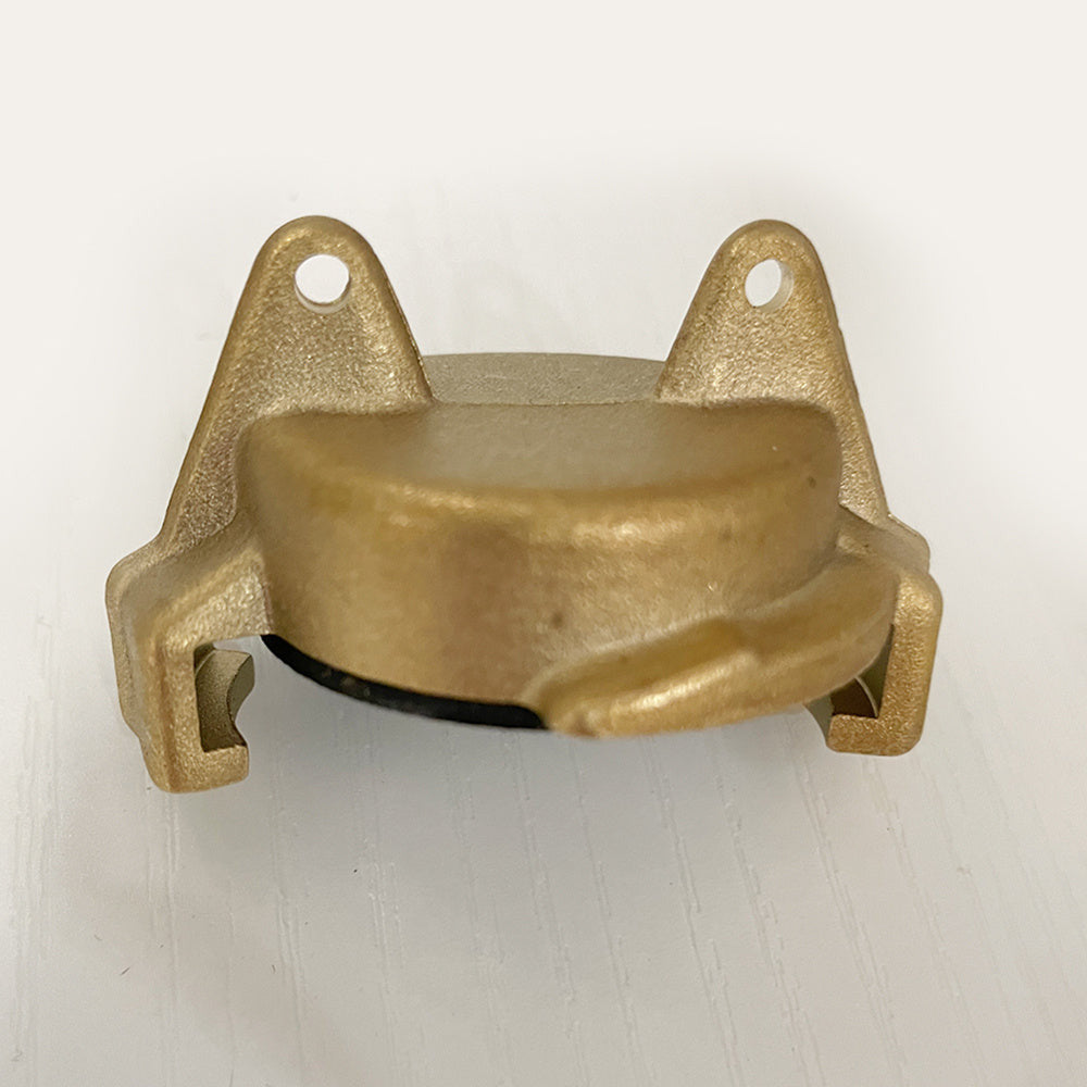 Univerzális réz gyorscsatlakozó – Karomzáras kerti tömlőcsatlakozó fedéllel és tömítéssel